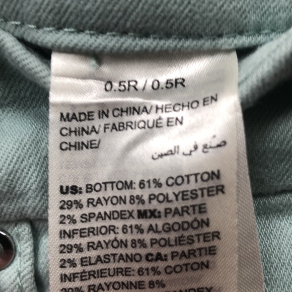 Chico’s So Slimming Girlfriend Ankle Jean in Pale/Mint Green - Picture 3 of 5